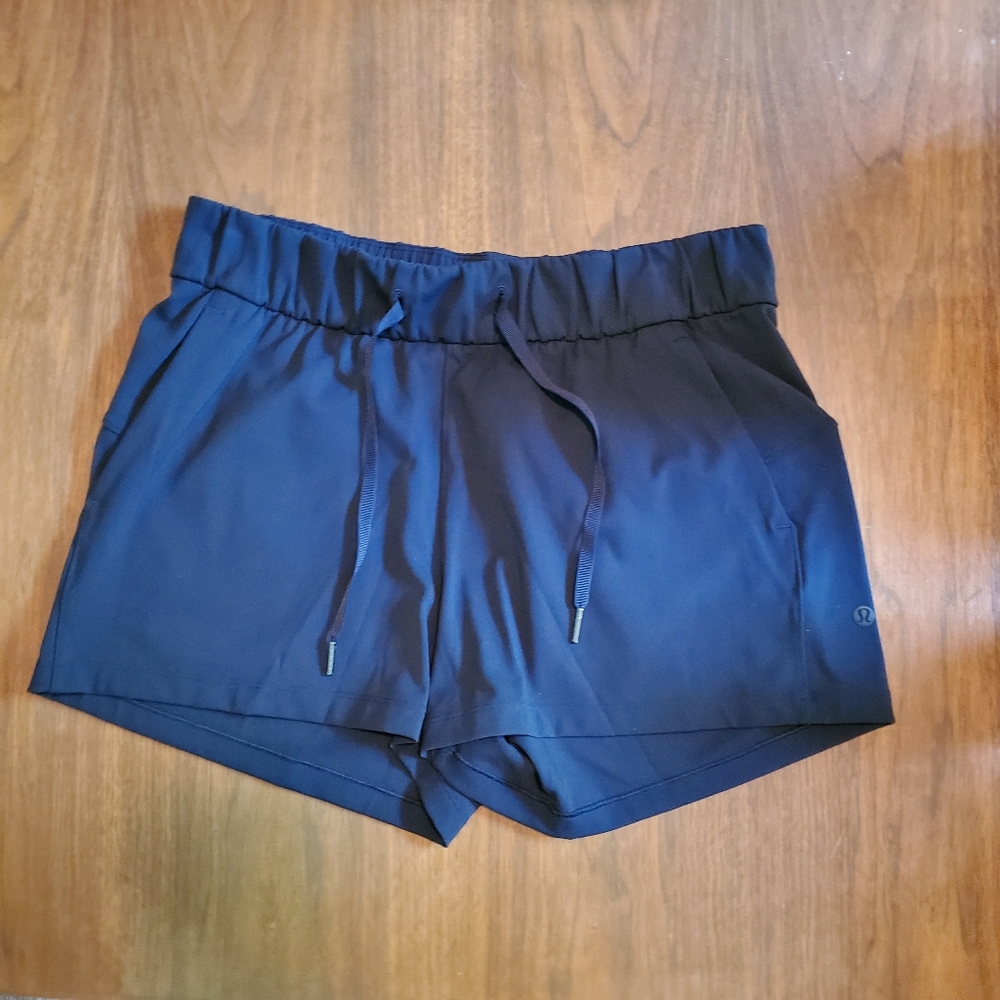 Lululemon Athletica On The Fly Shorts